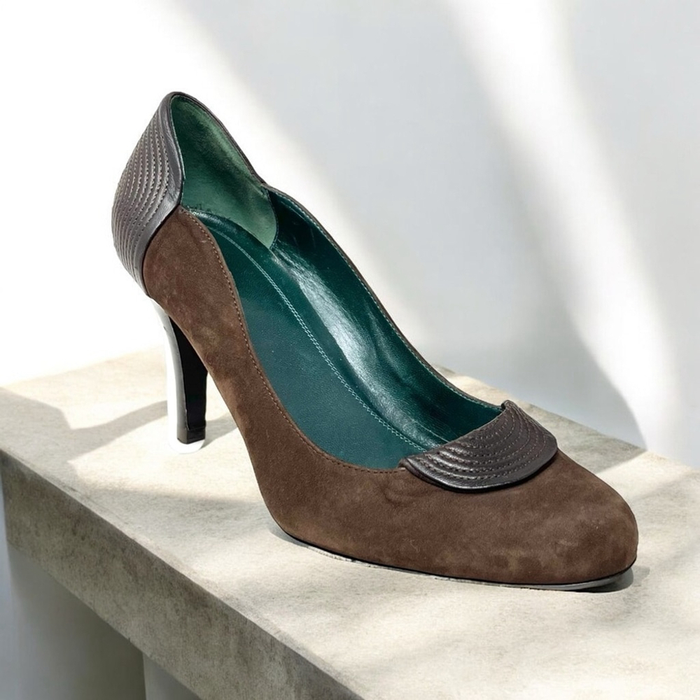 * Boss Hugo Boss Dark Brown Suede and Leather Pumps Size 37